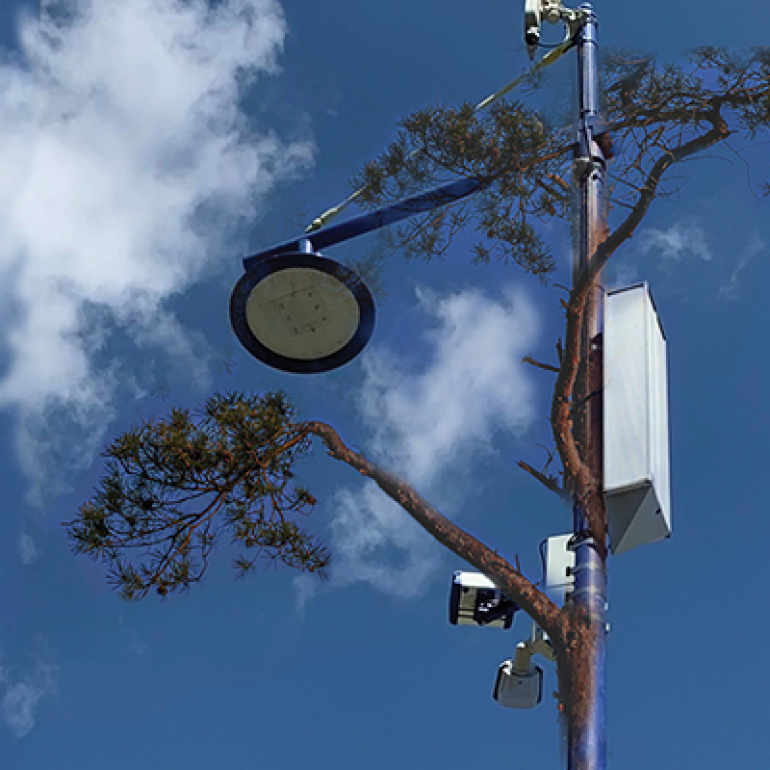 SLAT WALL GRAPHIC (FOR SLAT WALL OR PEGBOARD)